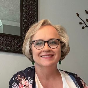 Meet your Posher, Diane